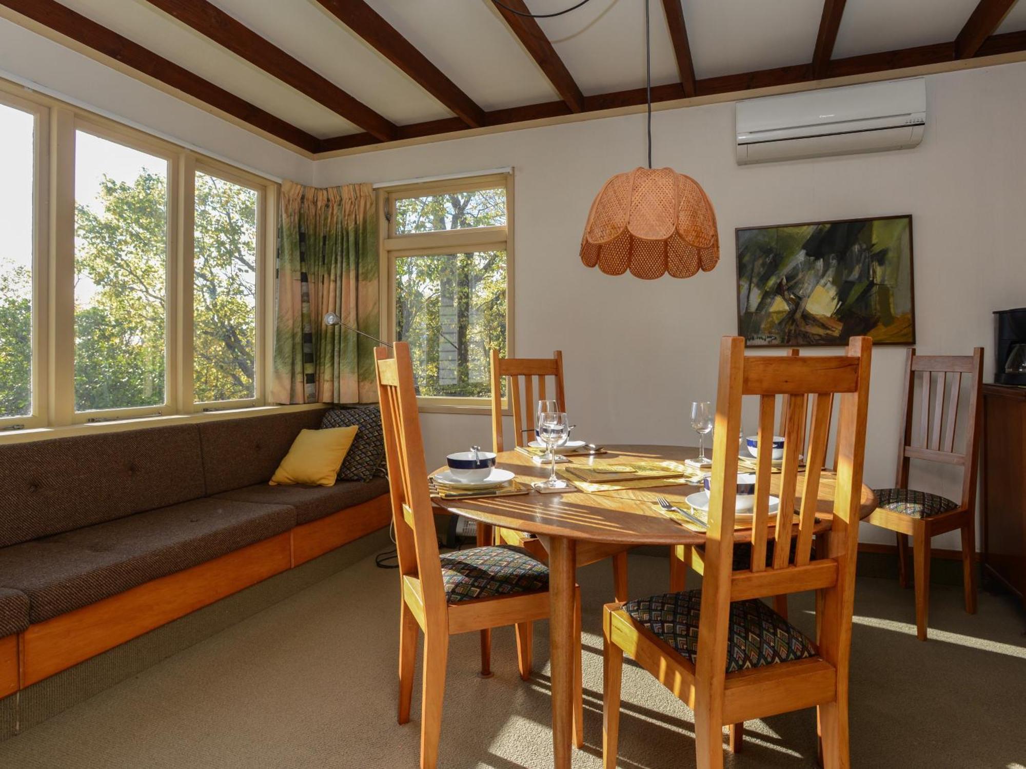 Jacaranda Lodge - Napier Hill Holiday Home Bagian luar foto
